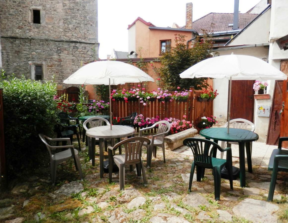Apartmany U Sv. Floriana Slavonice Buitenkant foto